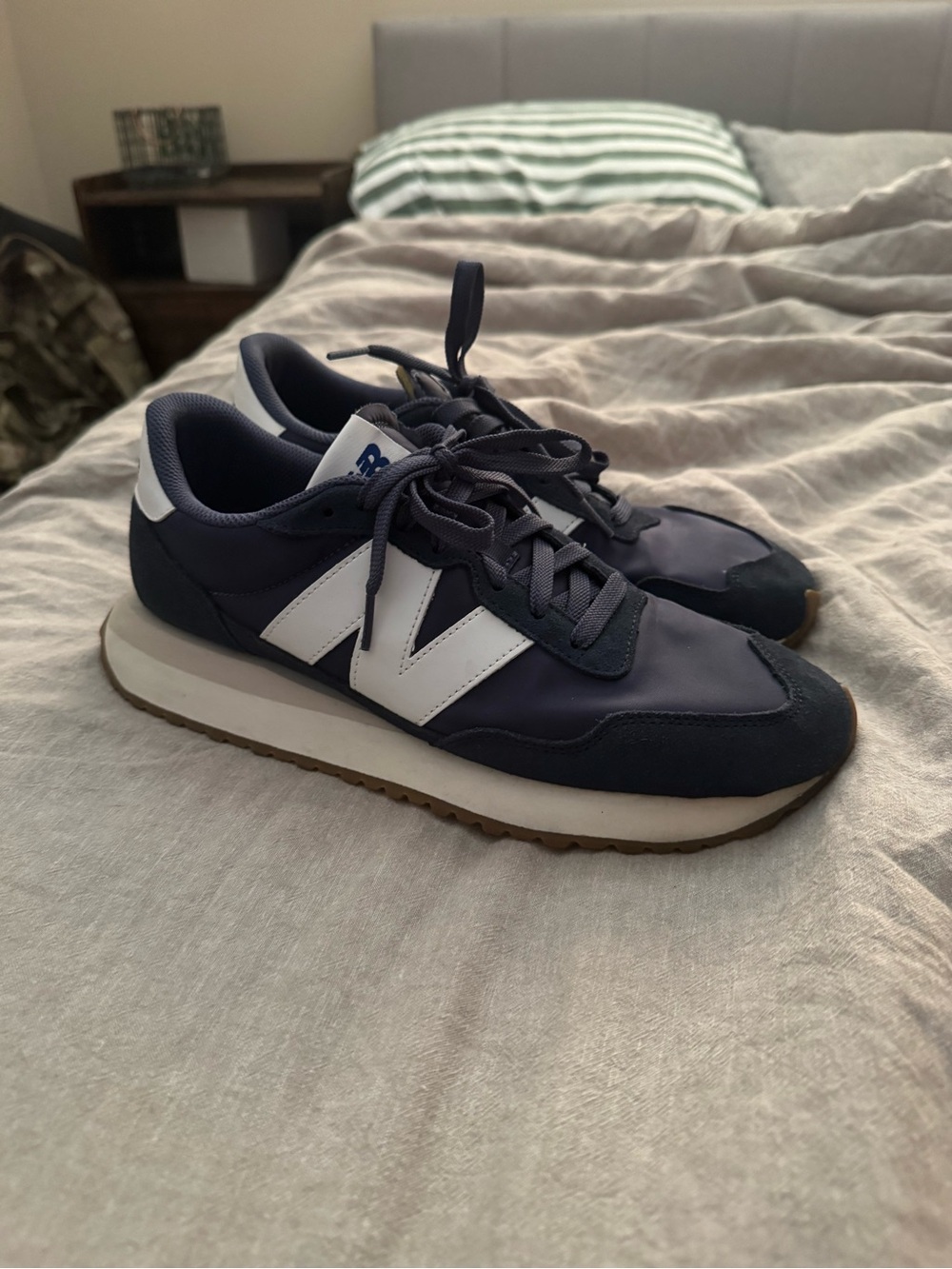 New Balance Men's 237 Natural Indigo